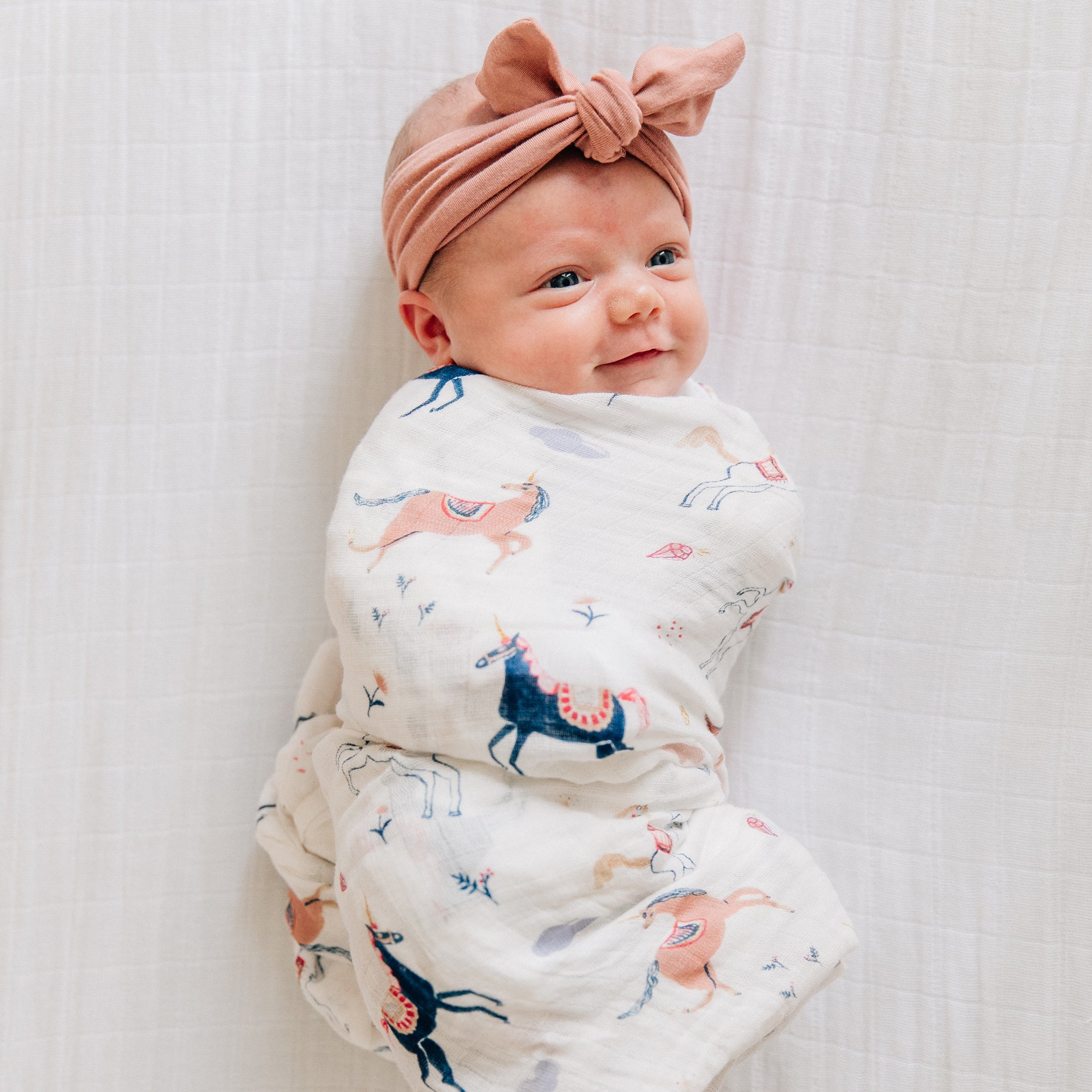 Organic Cotton Muslin Swaddle Blanket - Rainbows