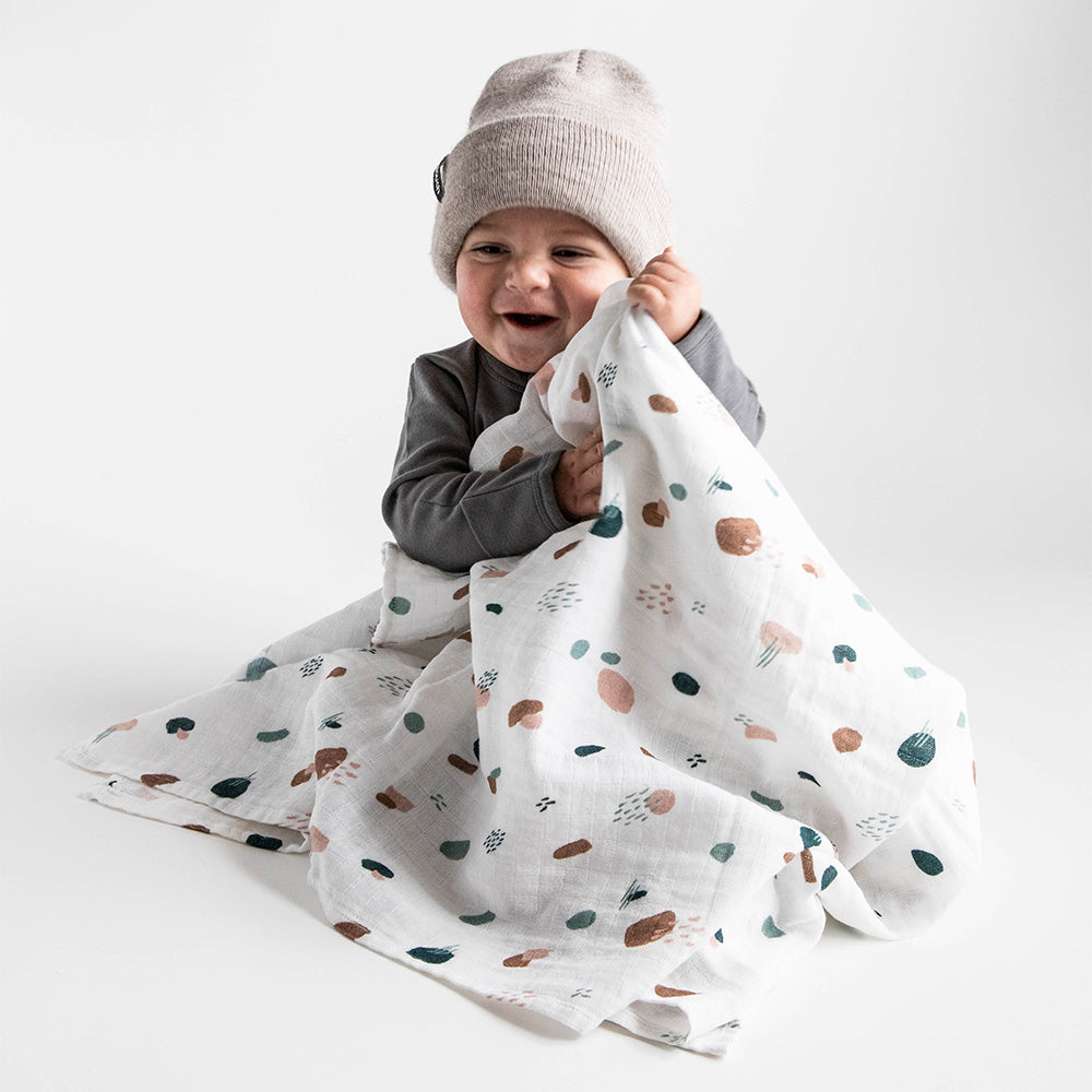 Organic Cotton Muslin Swaddle Blanket - Dots & Dashes